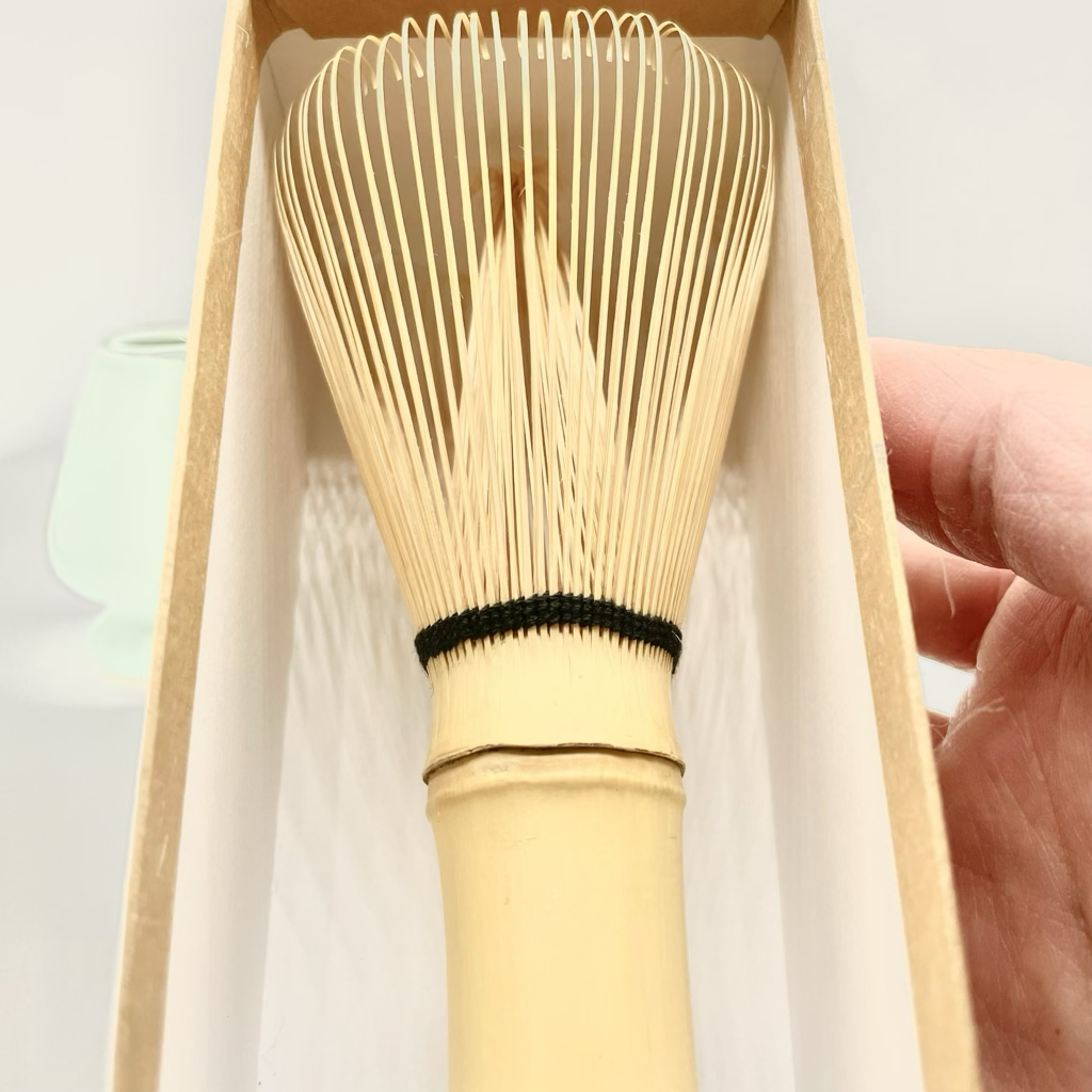 80-bristles Chasen (Tatehiro Kubo, Ikoma, Japan) 八十本立